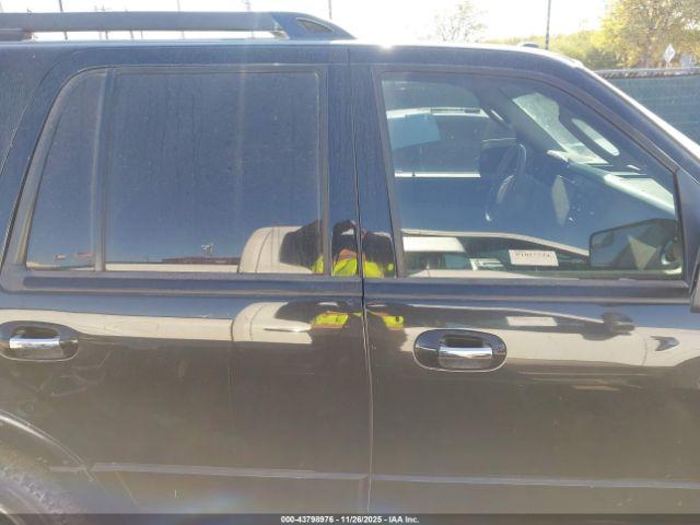 Ford Expedition Xlt Image 14