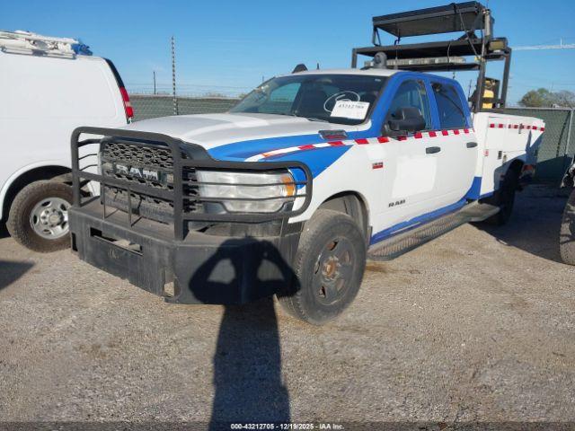 Ram 2500 Tradesman  4x4 8' Box Image 8