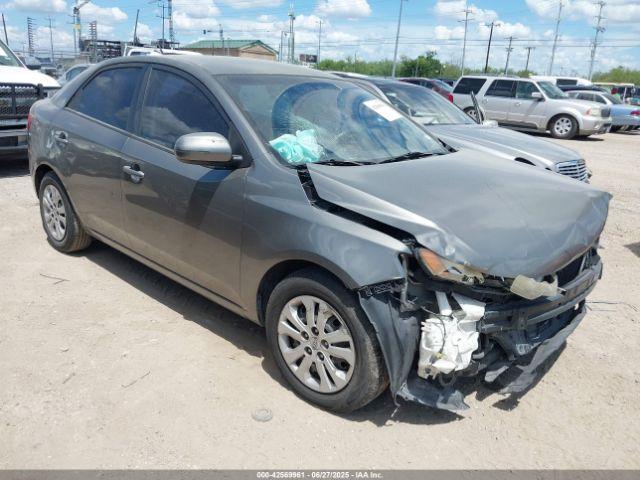  Salvage Kia Forte
