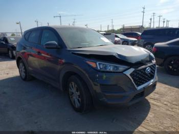  Salvage Hyundai TUCSON