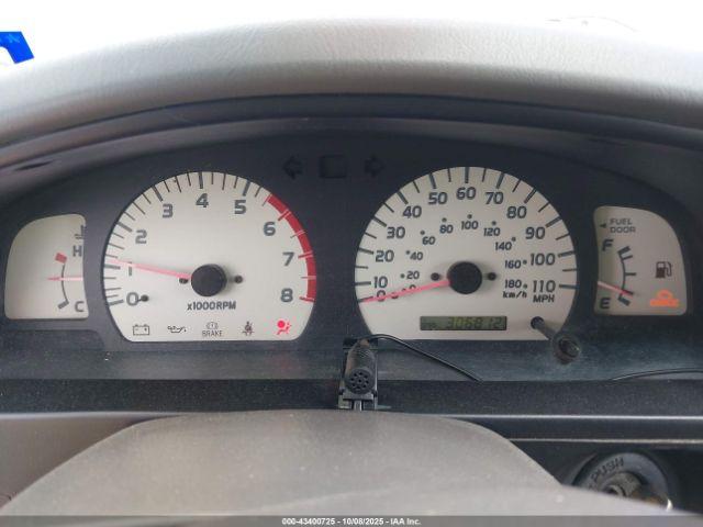 Toyota Tacoma Image 12