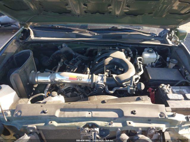 Toyota Tacoma Trd Off-road Image 6