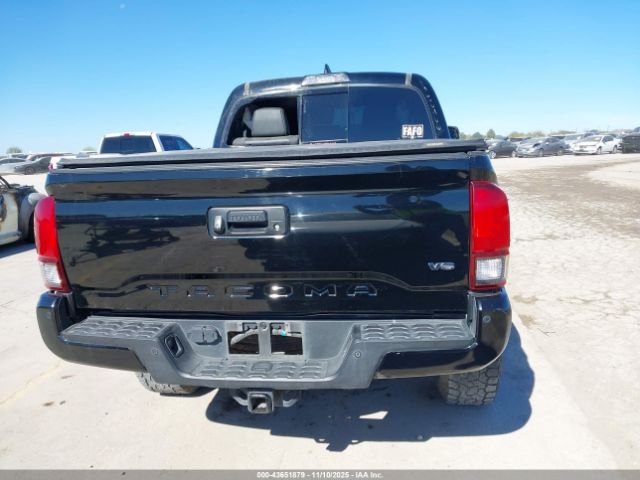 Toyota Tacoma Trd Sport Image 12