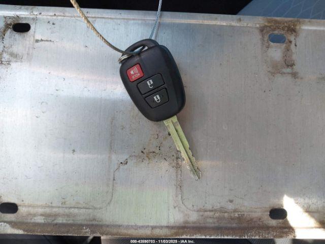 Toyota Tacoma Sr5 V6 Image 13