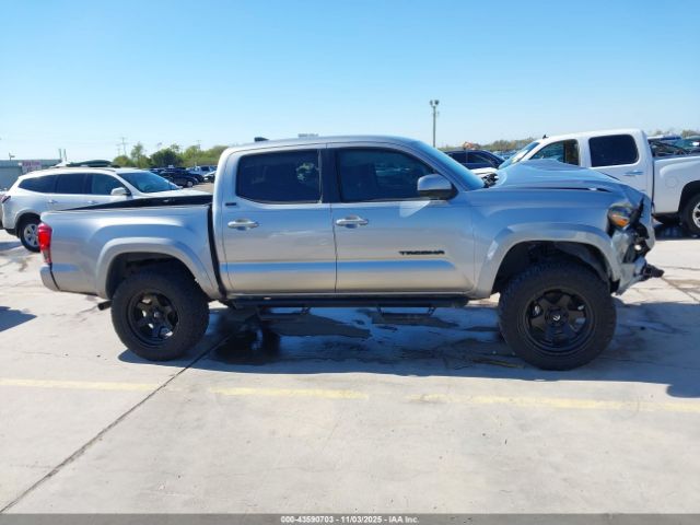 Toyota Tacoma Sr5 V6 Image 14