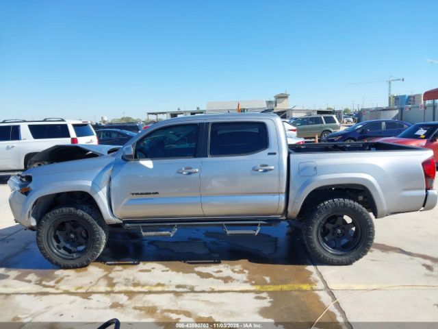 Toyota Tacoma Sr5 V6 Image 12