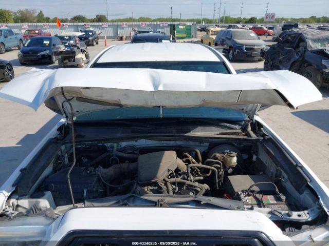 Toyota Tacoma Sr Image 8