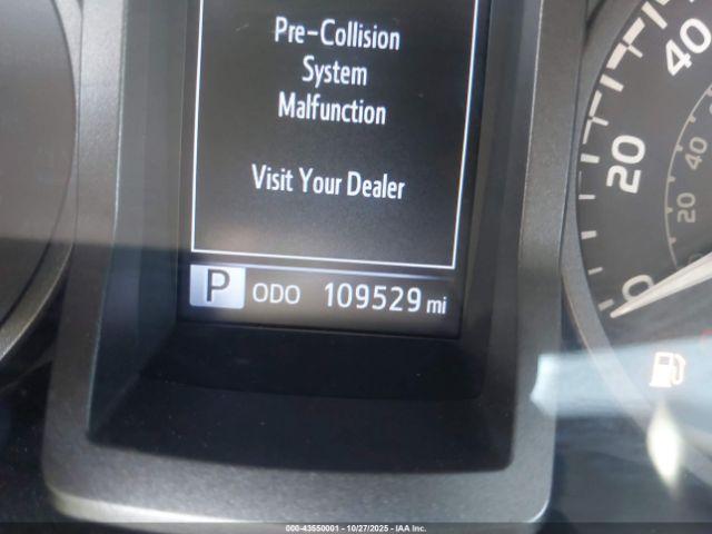 Toyota Tacoma Trd Off Road Image 14