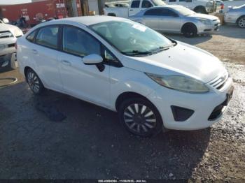  Salvage Ford Fiesta