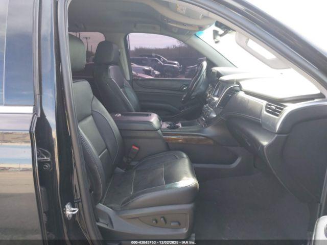 Chevrolet Suburban 2wd Lt Image 19