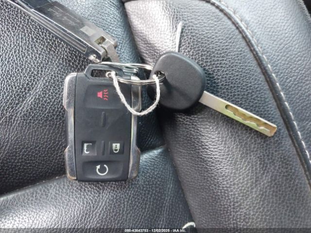 Chevrolet Suburban 2wd Lt Image 12