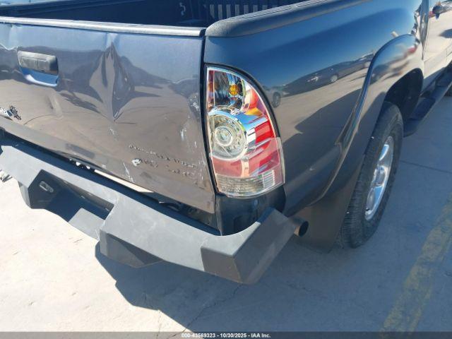 Toyota Tacoma Prerunner V6 Image 17