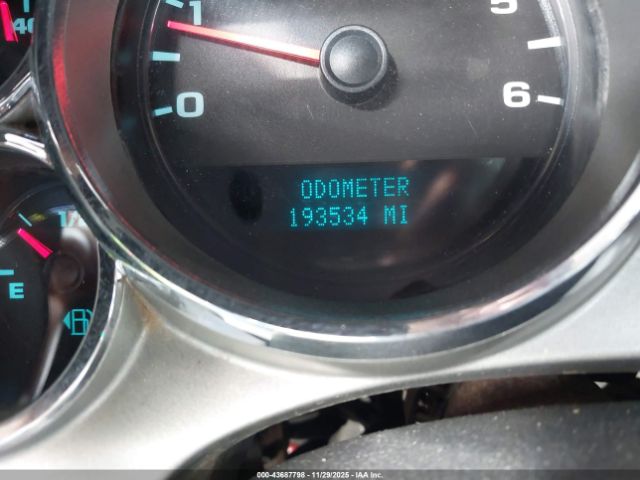 Chevrolet Silverado 3500 Work Truck Image 15