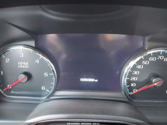 GMC Yukon Denali Image 17