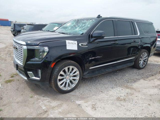 GMC Yukon 4wd Denali Image 4