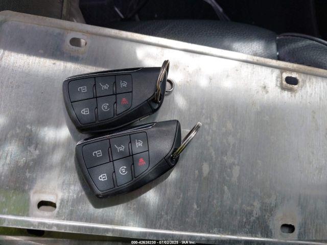 GMC Yukon 4wd Denali Image 9