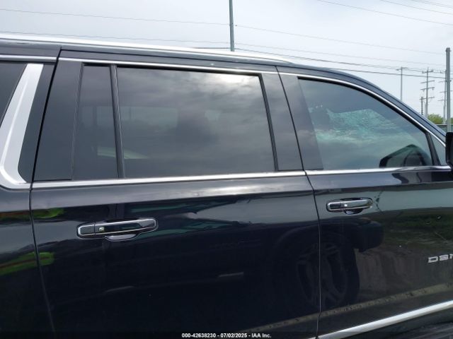 GMC Yukon 4wd Denali Image 13