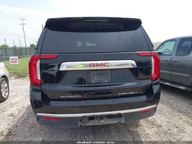 GMC Yukon 4wd Denali Image 14