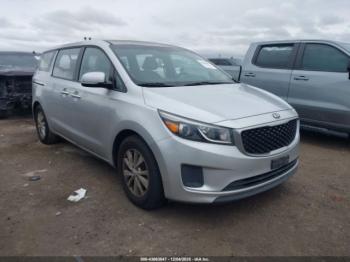  Salvage Kia Sedona