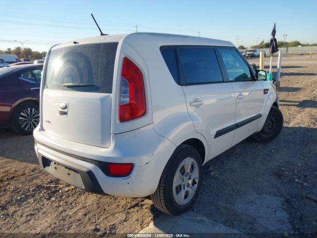 Kia Soul Image 10