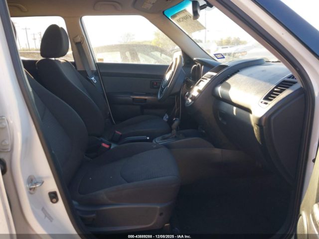 Kia Soul Image 12