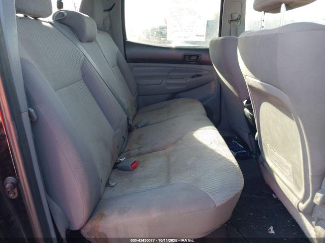 Toyota Tacoma Prerunner V6 Image 4