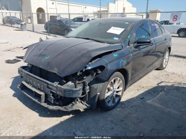 Ford Fusion Se Image 4