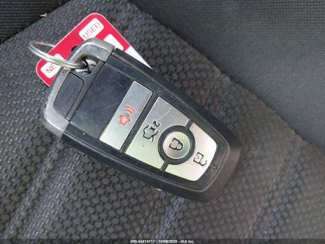 Ford Fusion Se Image 8