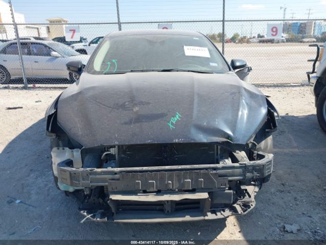 Ford Fusion Se Image 12