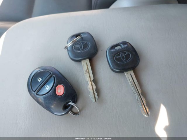 Toyota Tacoma Prerunner V6 Image 8