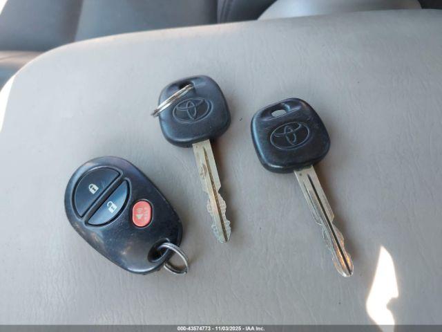 Toyota Tacoma Prerunner V6 Image 8