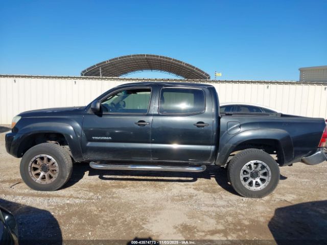 Toyota Tacoma Prerunner V6 Image 16