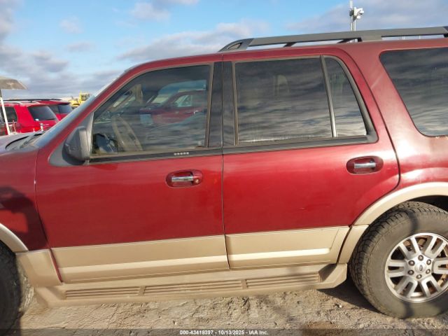 Ford Expedition Xlt Image 10