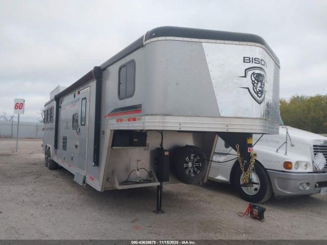  Salvage Bison Sv8313b.s Slide Out