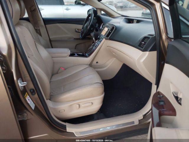 Toyota Venza Base V6 Image 6