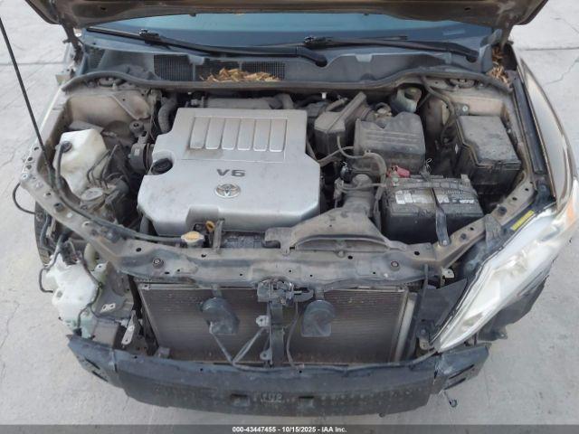 Toyota Venza Base V6 Image 9