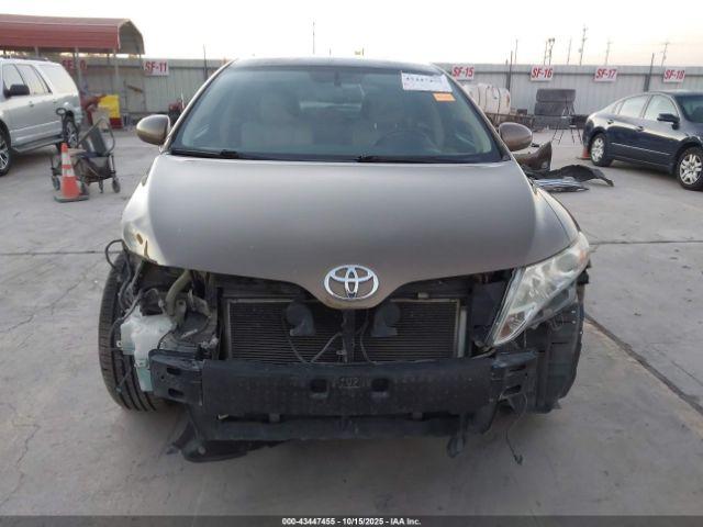 Toyota Venza Base V6 Image 12