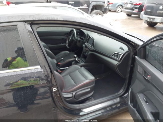 Hyundai ELANTRA Sport Image 4