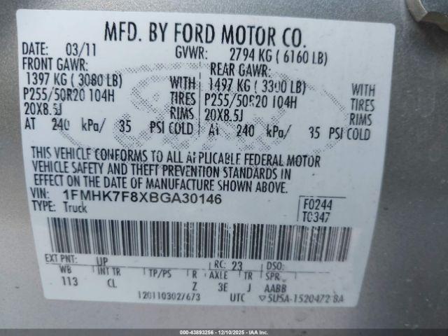 Ford Explorer Limited Image 11