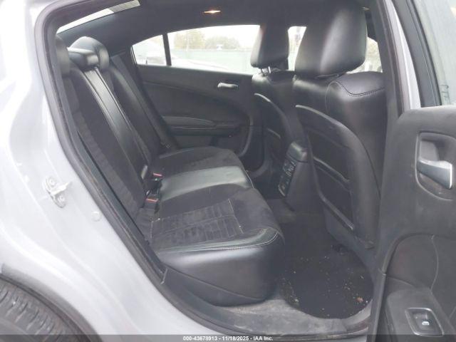 Dodge Charger Image 2