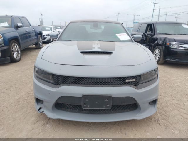 Dodge Charger Image 9