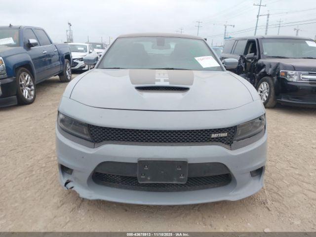 Dodge Charger Image 9
