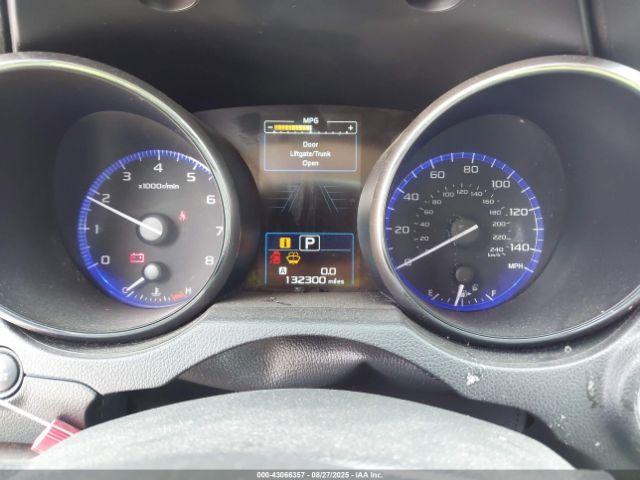 Subaru Outback 2.5i Limited Image 2