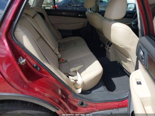 Subaru Outback 2.5i Limited Image 8
