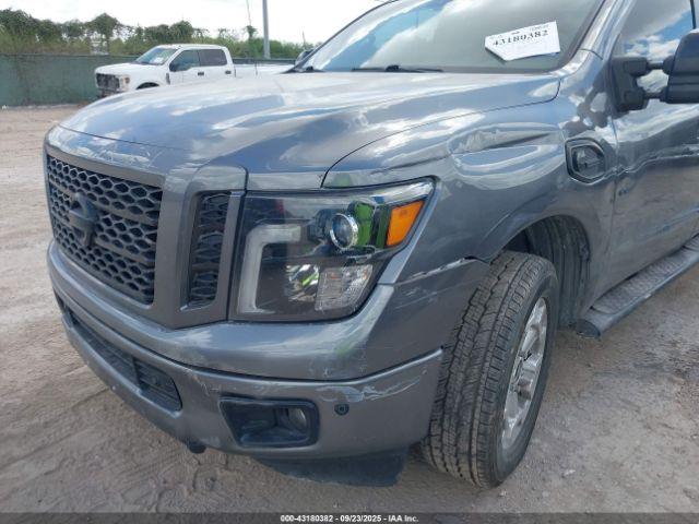 Nissan Titan Sv Diesel Image 6