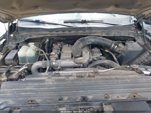 Nissan Titan Sv Diesel Image 17