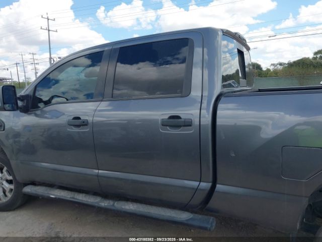 Nissan Titan Sv Diesel Image 10