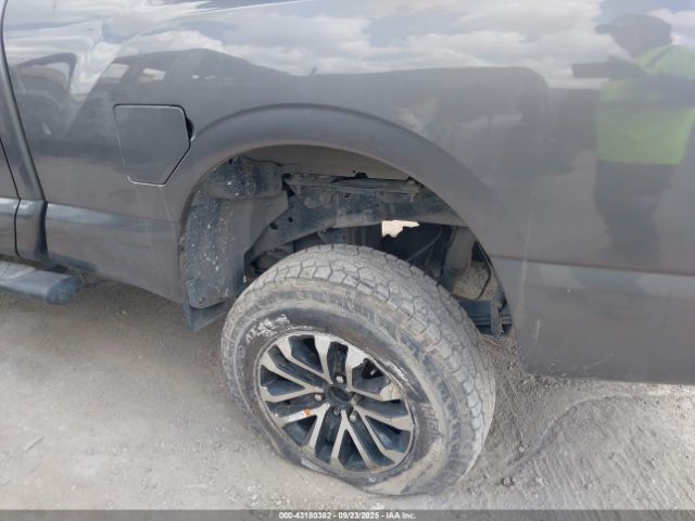 Nissan Titan Sv Diesel Image 16