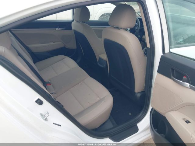 Hyundai ELANTRA Se Image 7