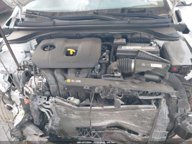 Hyundai ELANTRA Se Image 15